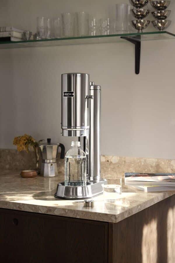 Aarke Carbonator Pro, Machine à Soda avec Bouteille en Verre, Finition Noir mat & Bouteille en Verre pour Machine à Soda Carbonator Pro, détails en Acier, 80cl