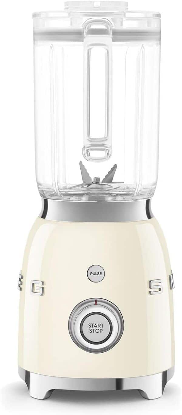 Smeg, Blender BLF03CREU 1,5 L, 4 Vitesses, 4 Fonctions Smoothie, Pulse, Glace Pilée et Autonettoyant, Bloc Moteur et Bouchon Doseur, Base Antidérapante, Range Cordon Intégré, 800W, Crème