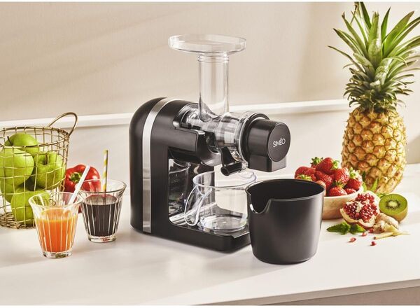 Riviera-et-Bar, PCJ677, Centrifugeuse Digitale Inox, 1300W, Rouge, Capacité 1,2L, Tube Alimentaire 84mm, Bac à Pulpe 2L, 5 Vitesses, Accessoires Inclus, Idéale pour Jus Frais Maison