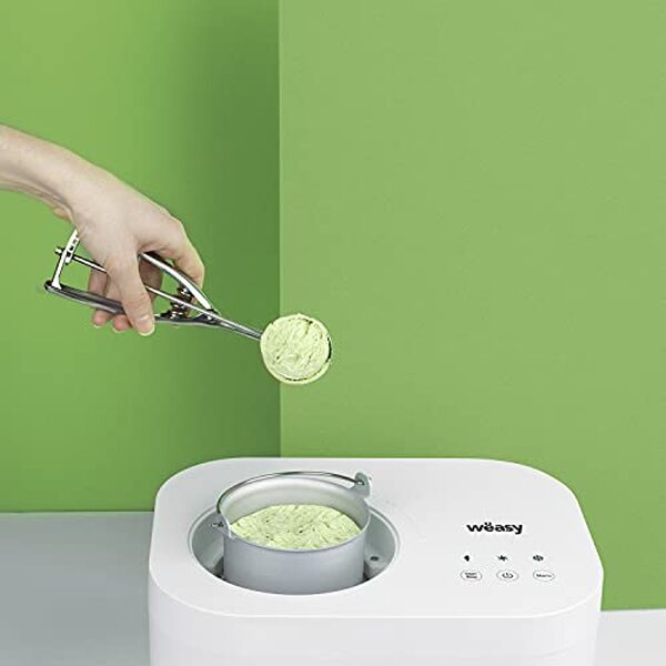 Découvrez la sorbetière Wëasy YUM135 : performance et facilité avec arrêt automatique et préparation en 60 minutes pour des desserts glacés parfaits à chaque utilisation.